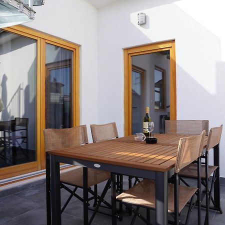 Fjaka Apartments & Rooms Szybenik Zewnętrze zdjęcie