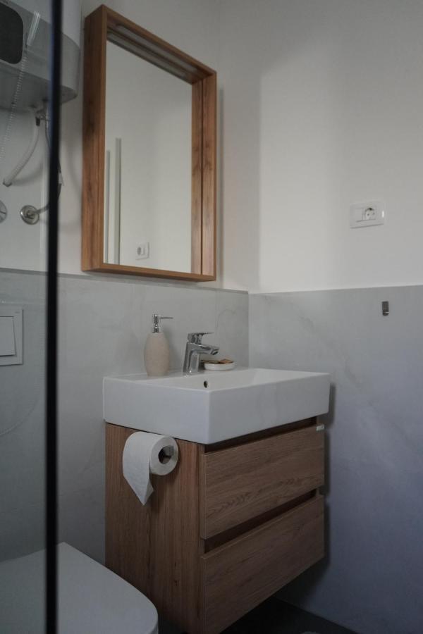 Fjaka Apartments & Rooms Szybenik Zewnętrze zdjęcie